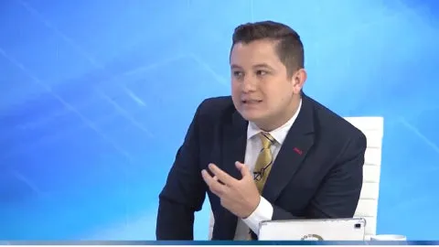 Seir Contreras, periodista del Canal de Noticias Globovisión.