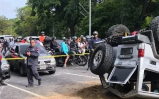 Accidente múltiple en la Autopista Gran Cacique Guaicaipuro.