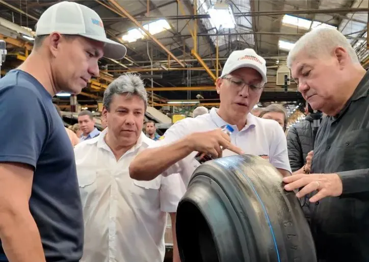 Parque Industrial Caucho presenta el neumático que da inicio a su Plan de Recuperación.