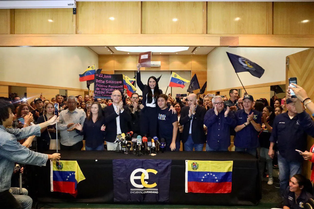Delsa Solorzano inscribió candidatura a las primarias sin acto público por motivos de salud.