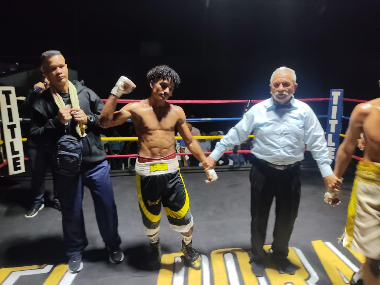 Brayan Salinas, boxeador venezolano.