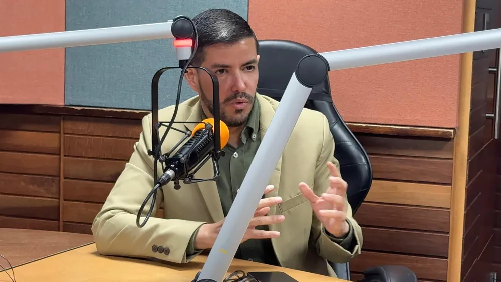 Jesús Yánez, Dirigente político y social.