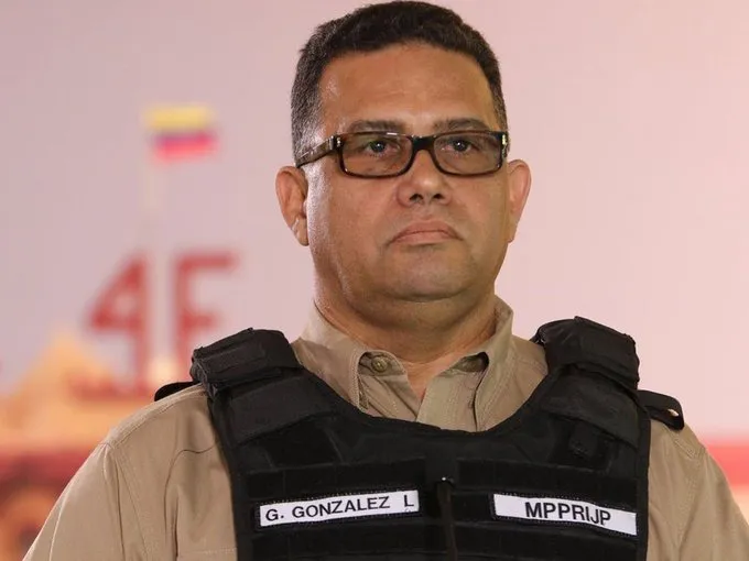 General en Jefe Gustavo González López, jefe de la Casa Militar.