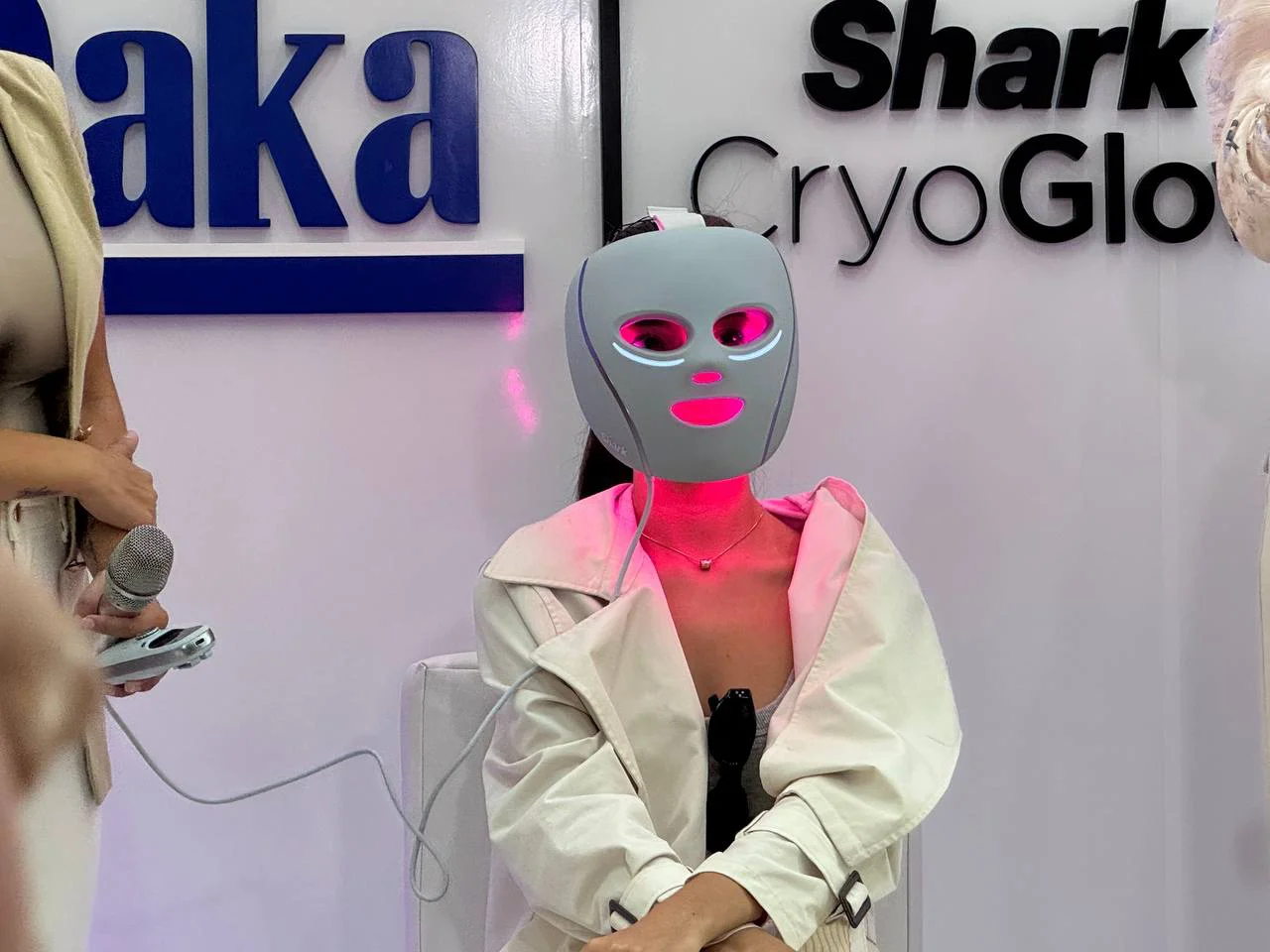 Mascara LED Shark CryoGlow.