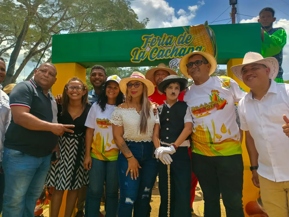 Cachapa mas grande de Venezuela, eleborada en el municipio Paz Castillo, del estado Miranda. - Foto: José Mireles Alcalá / ElMartilloVen.