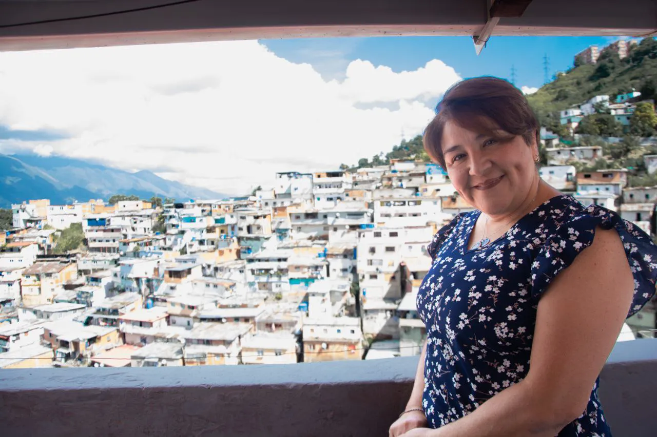 Yasmin Bastida, docente habitante del Barrio Primero de Mayo, en la ciudad de Caracas. Foto: Babel Nieves