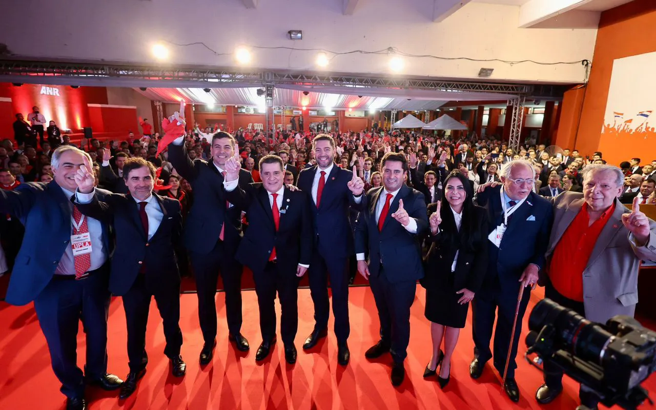 Delsa Solórzano reiteró desde el Paraguay su compromiso por lograr elecciones libres en Venezuela .