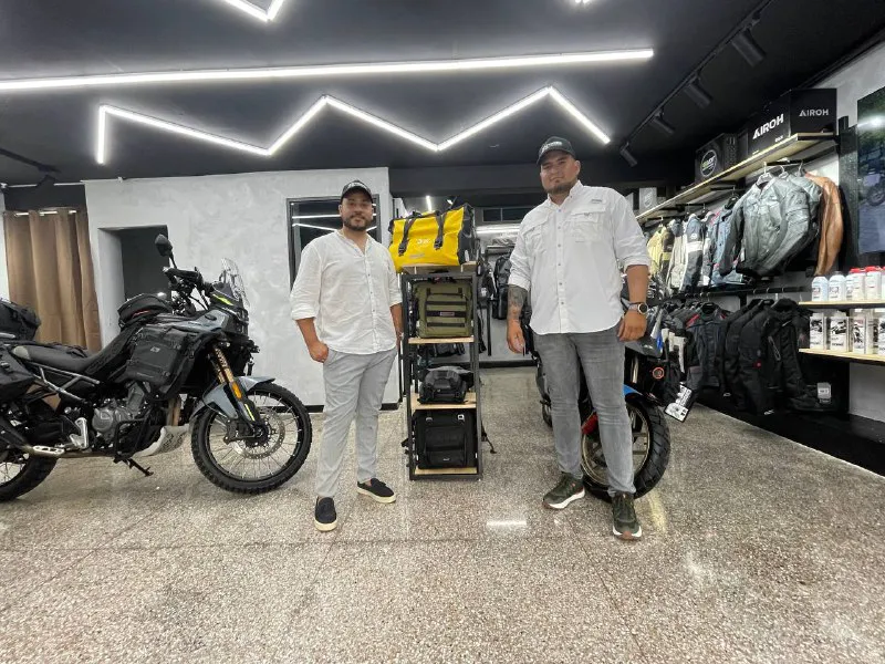 Daniel Mendoza y Alvaro Vergara/CEO de Tropak Moto/ Foto: Yumarliny Garcia/ El Martillo Ve
