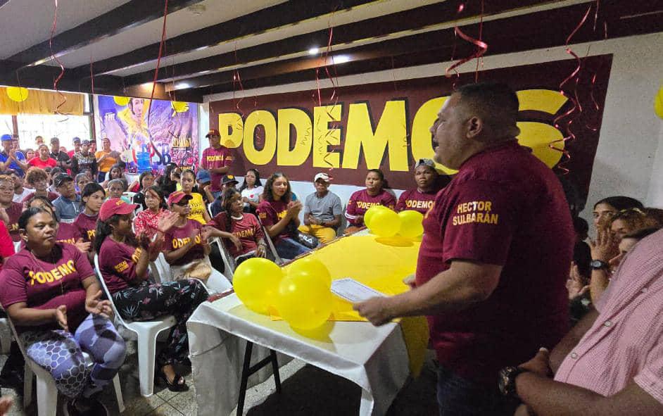 Jóvenes de Podemos se reunen en respaldo a la candidatura de Nicolás Maduro 