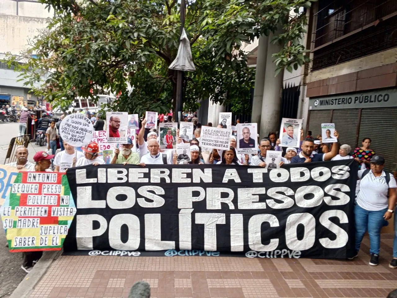 Activistas y familiares de detenidos confirman excarcelación de 14 presos políticos