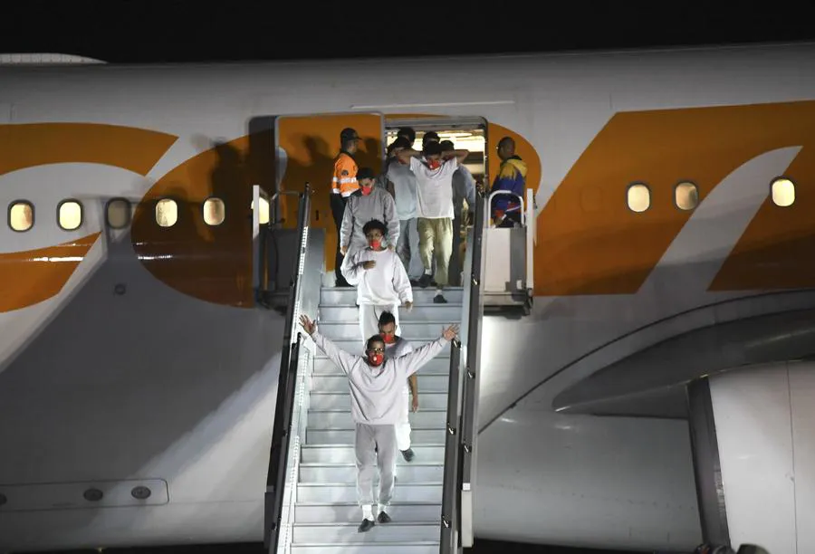 Un ciudadano venezolano deportado de Estados Unidos (Xinhua/Marcos Salgado)