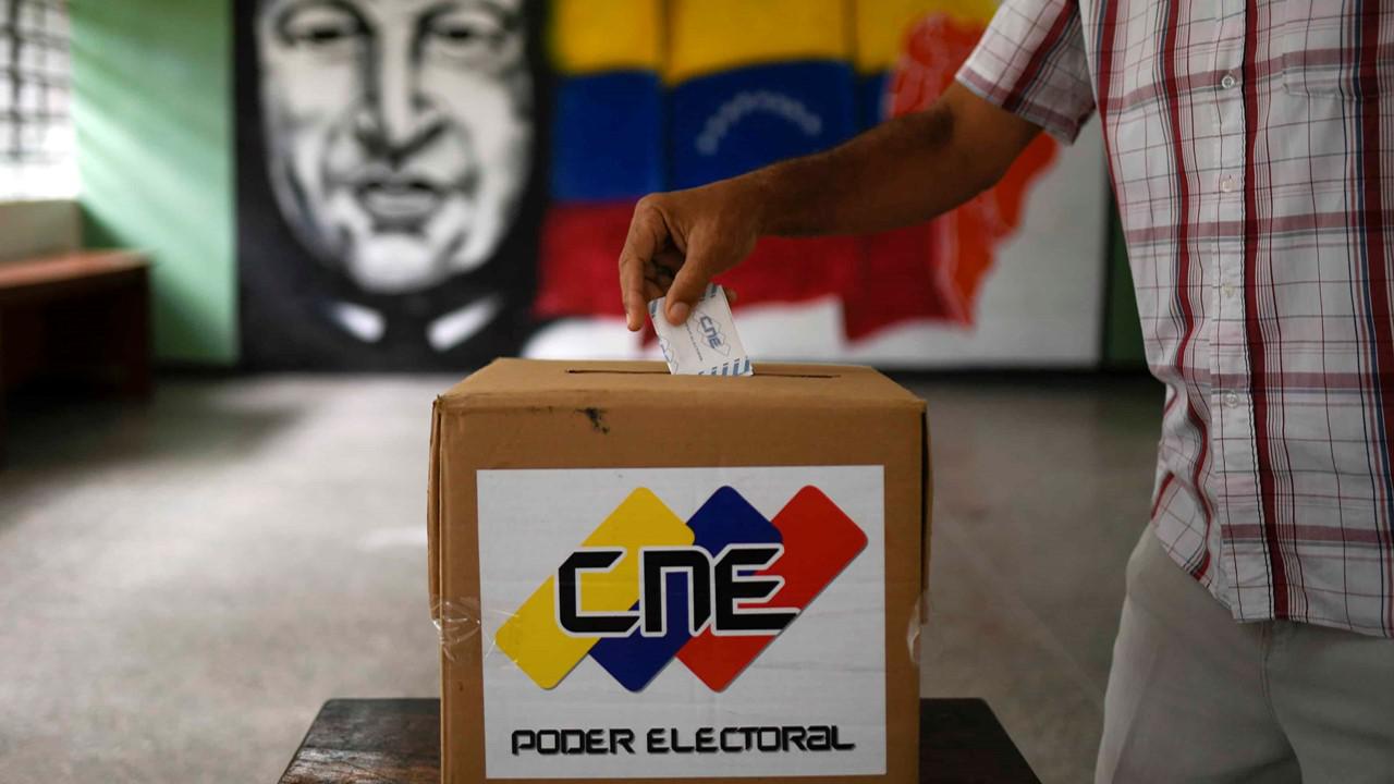 Urnas electorales CNE.