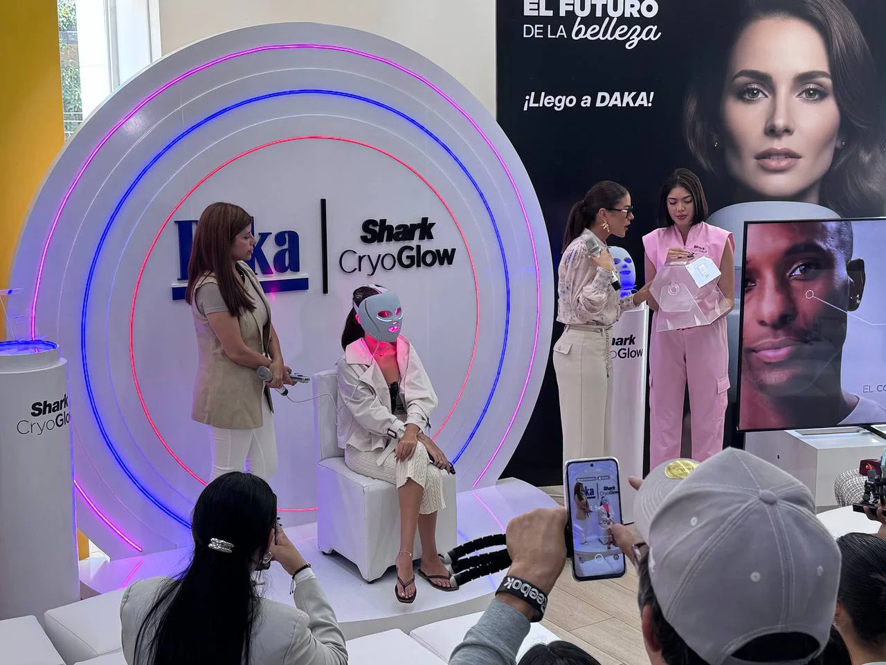 Mascara LED Shark CryoGlow.