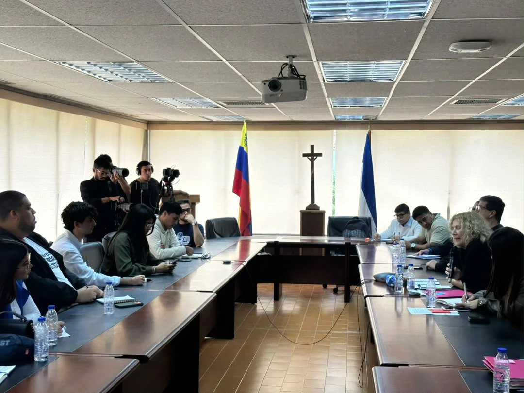Estudiantes le hablan claro a la ministra: no habrá Ley de Universidades a las espaldas de los estudiantes ni de las universidades
