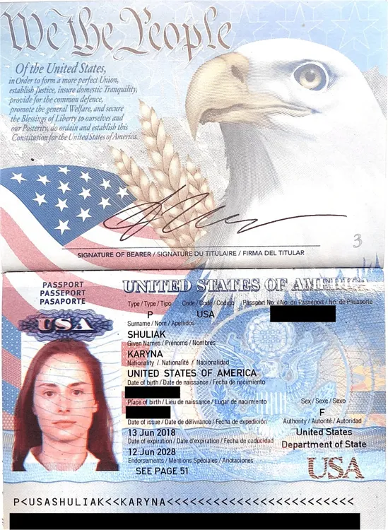 Copia del pasaporte de Shuliak. Fotógrafo: Departamento de Justicia.