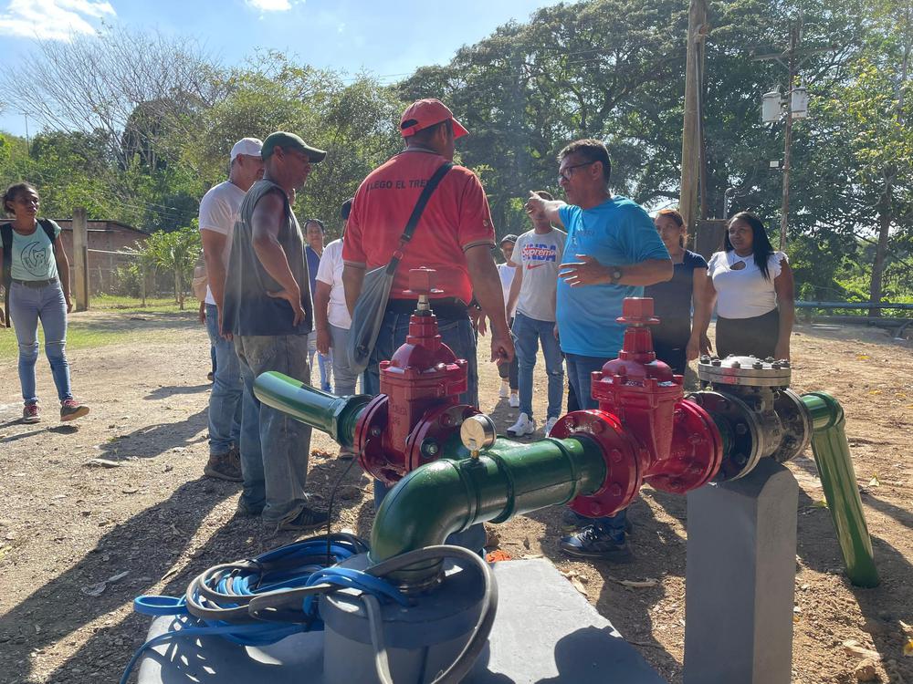 Inician trabajos de perforación de pozos de agua potable en Paz Castillo .