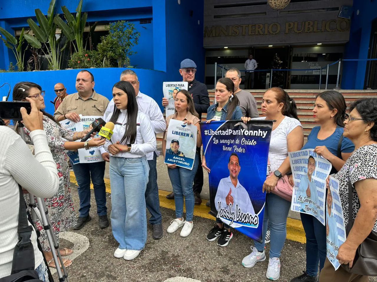 Confianza Venezuela en rueda de prensa 