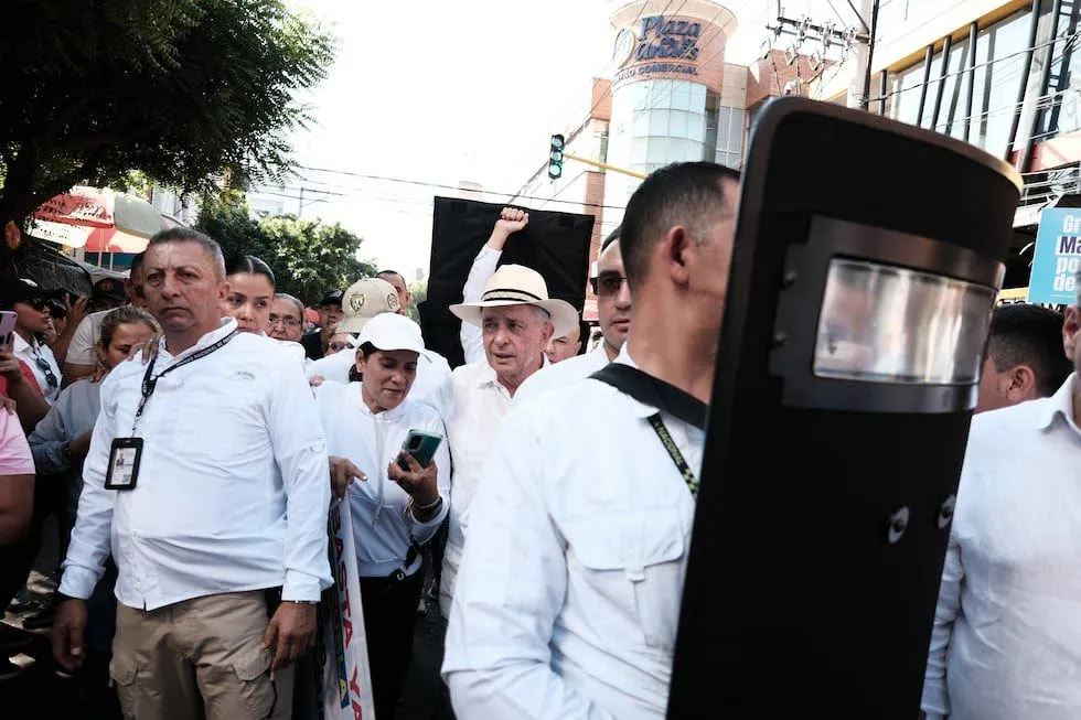 Álvaro Uribe en una concentración, en Cúcuta. Foto: Ferley Ospina / El País.