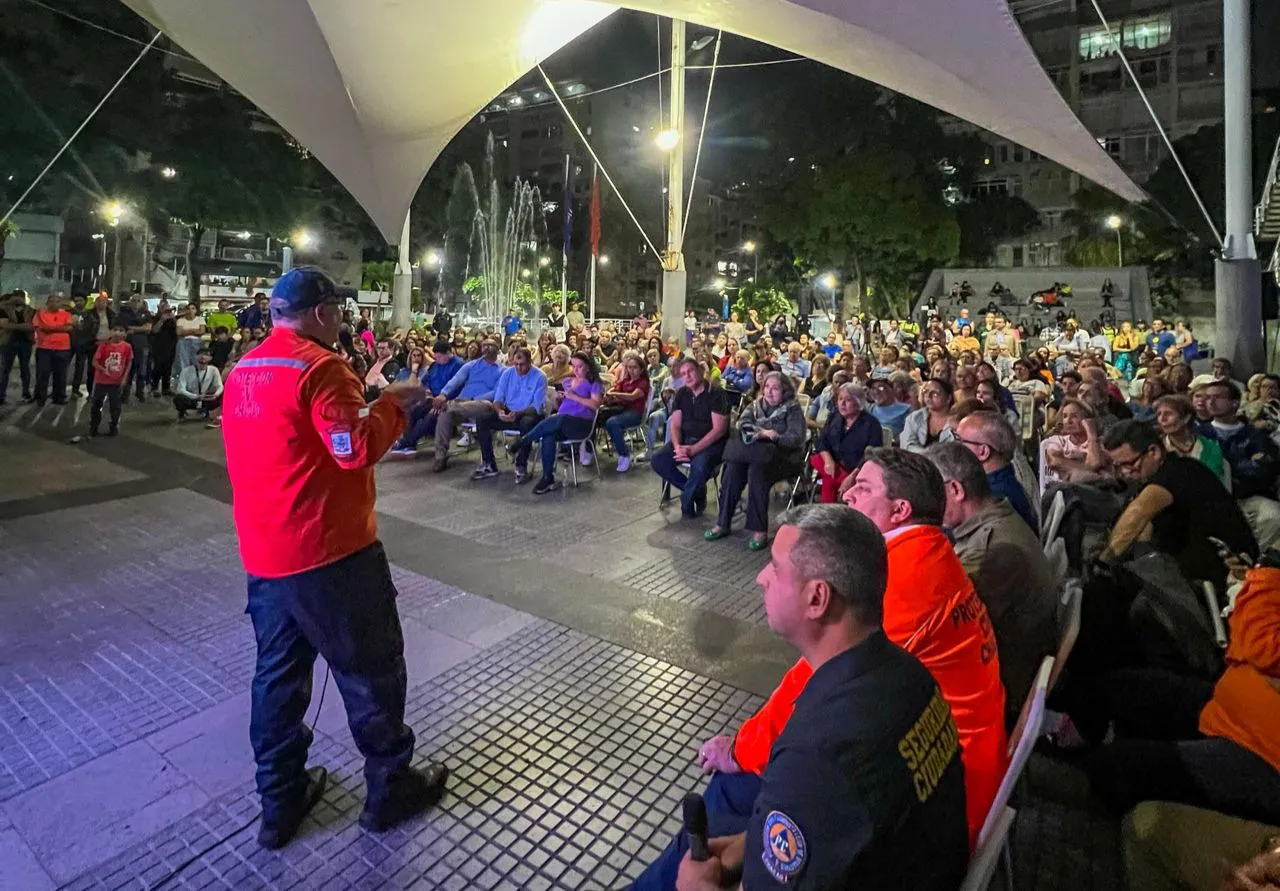 Alcaldía de Chacao impulsó jornada de capacitación ante eventos sísmicos a vecinos y visitantes