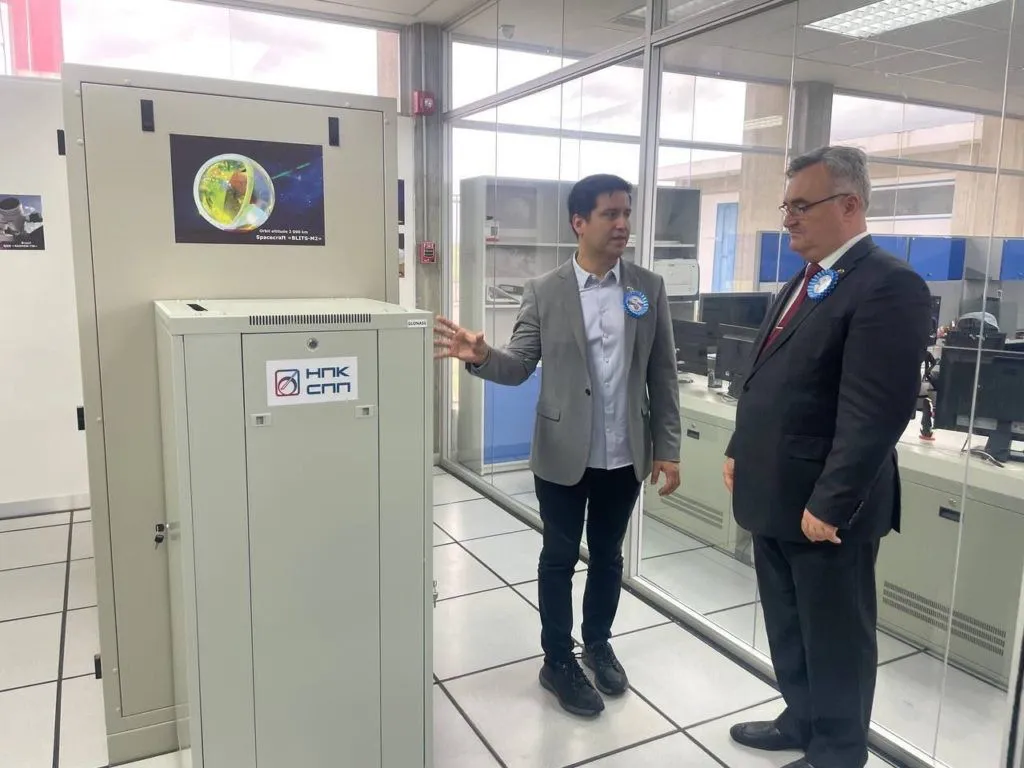 Llegó a Venezuela la primera estación terrestre del sistema GLONASS