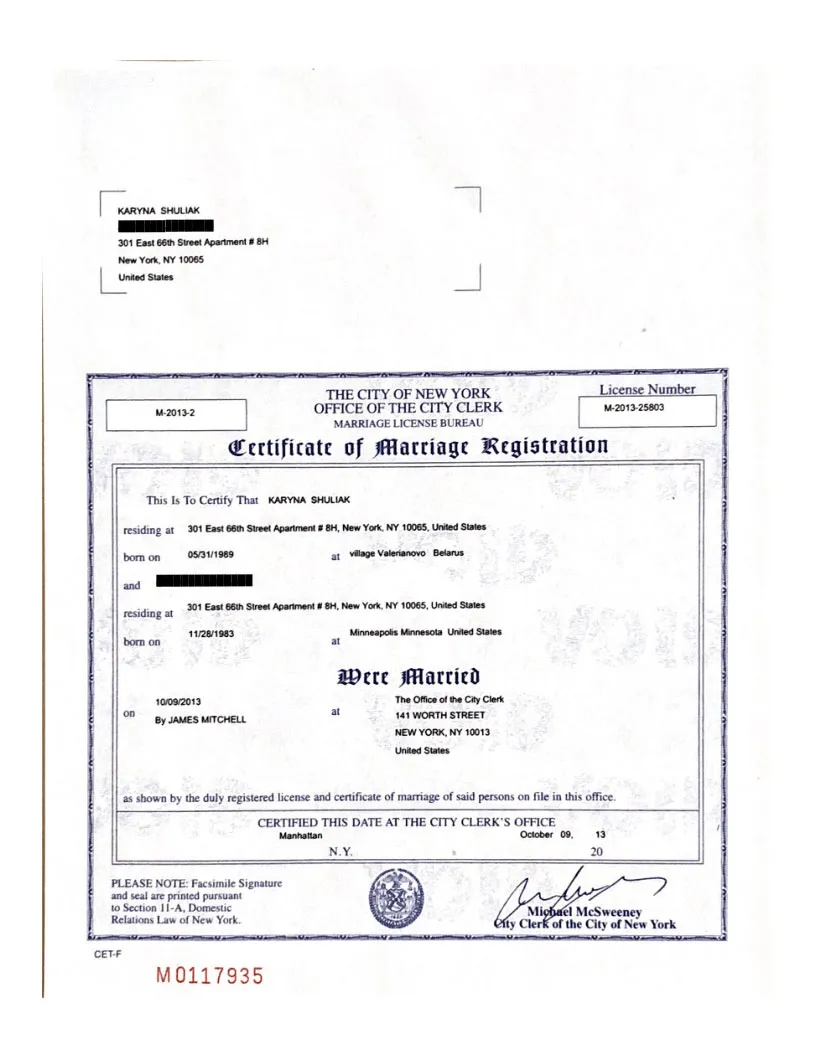 Copia del certificado de matrimonio de Karyna Shuliak. Fotógrafo: Departamento de Justicia