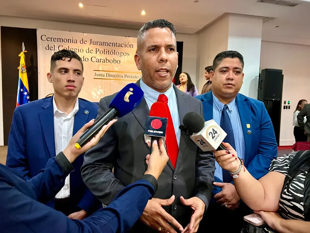 Jorge Montes fue juramentado como nuevo presidente del Colegio de Politólogos en Carabobo