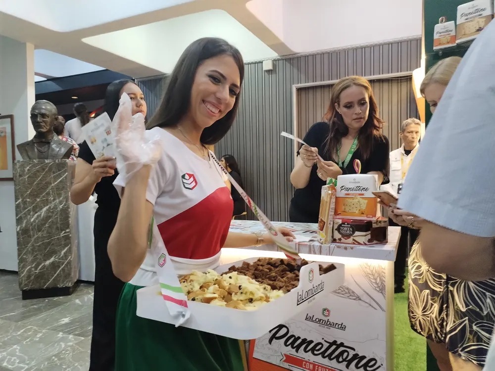 1ra. ExpoFeria Navideña Alimentos La Lombarda