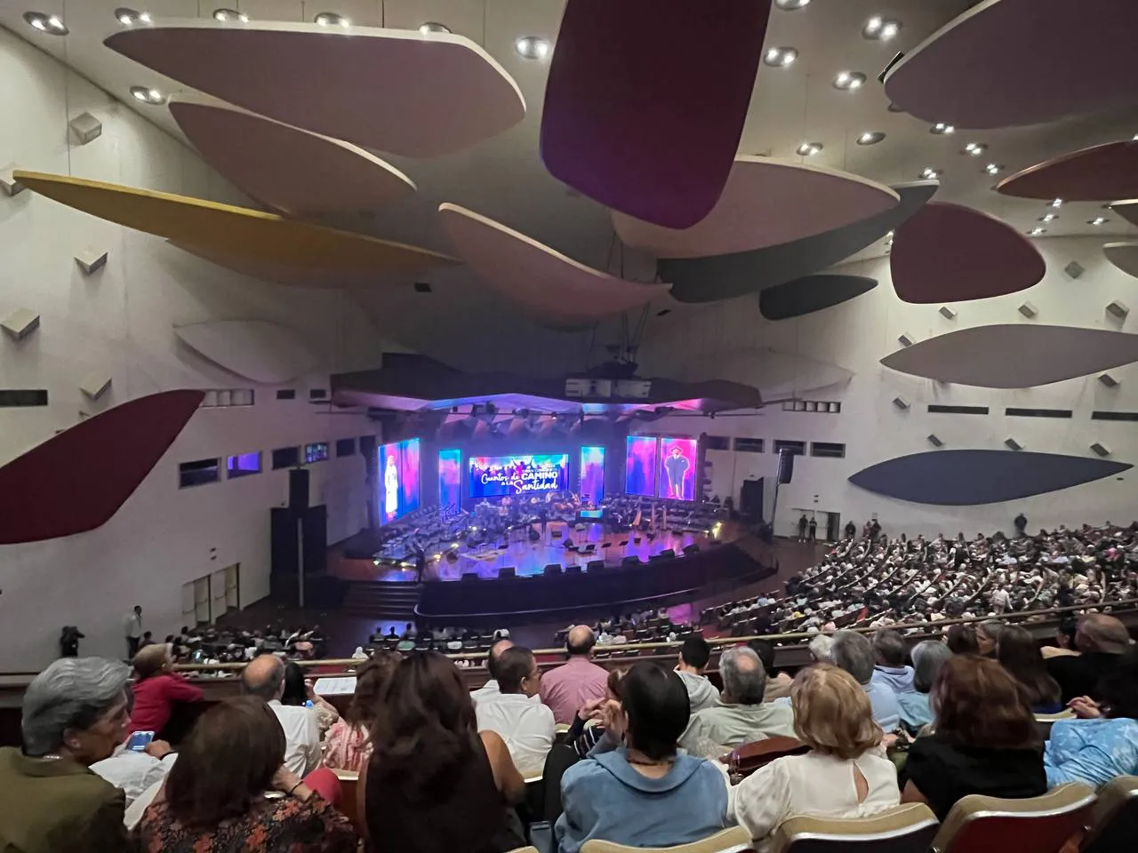 Gran Concierto Cuentos de camino a la Santidad, Aula Magna de la UCV.
