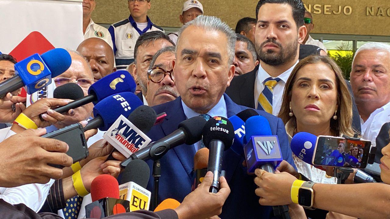 Luis Eduardo Martinez, candidato presidencial de Acción Democrática.