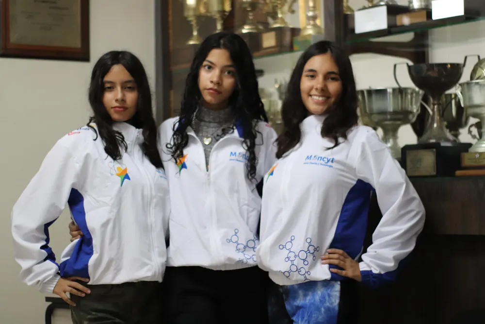 Delegación de Físisca 2024 - 1