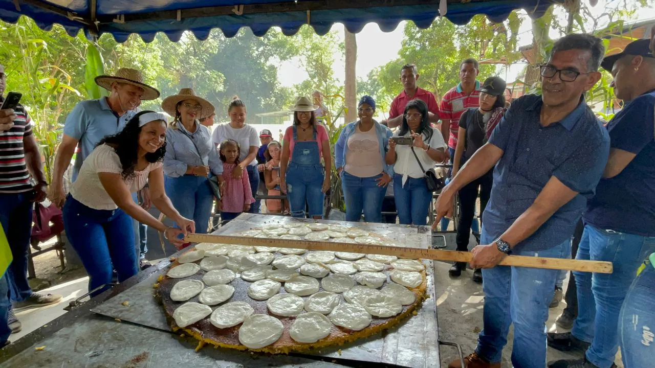 Productores y Artesanos se preparan para celebrar 15 años de la feria de la cachapa.
