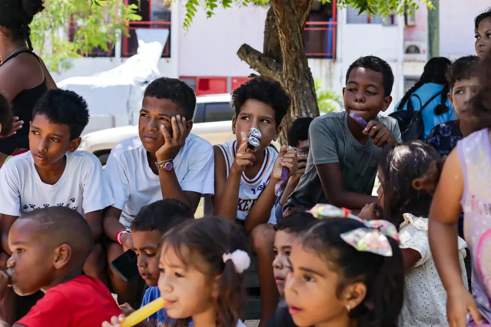 Organización Venezuela Te Ayuda Foundation realiza jornada para atender niños en La Guaira. Foto: Mario Flores - ElMartilloVen