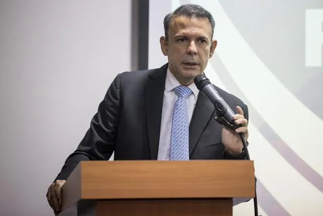 Roberto Enríquez, secretario ejecutivo de la Plataforma Unitaria Democrática 
