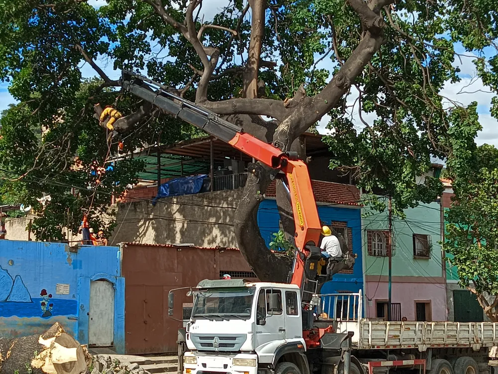 Fuertes Lluvias afectaron vivienda y vialidad del Oeste de Caracas - Foto: José Mireles Alcalá / ElMartilloVen