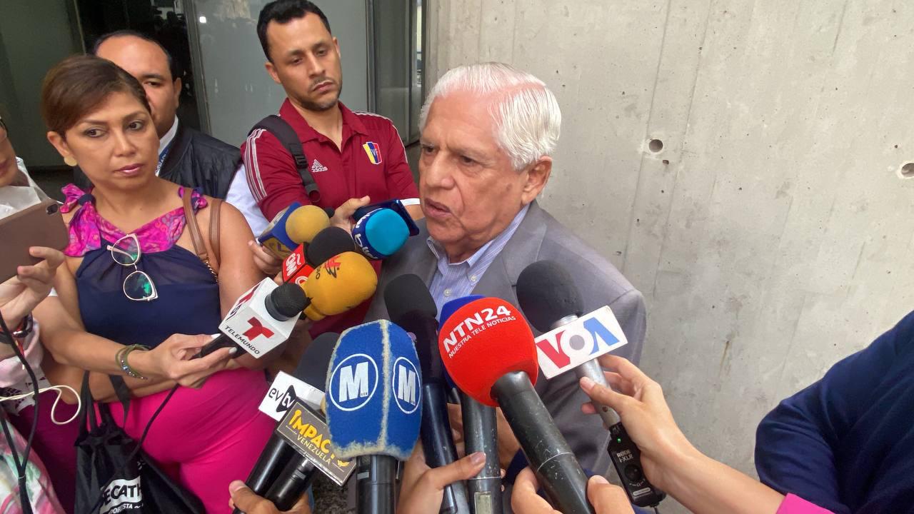 Omar Barboza, secretario ejecutivo de la Plataforma Unitaria Democrática PUD.