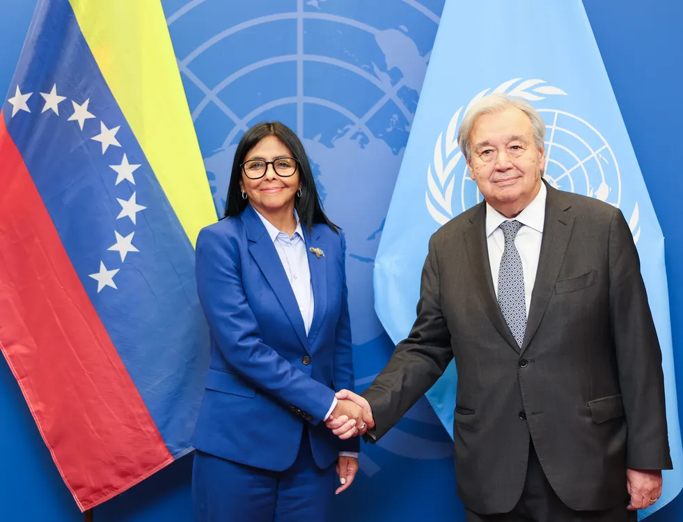 Delcy Rodriguez- Presidenta Encargada de Venezuela con secretario general de la ONU, António Guterres,