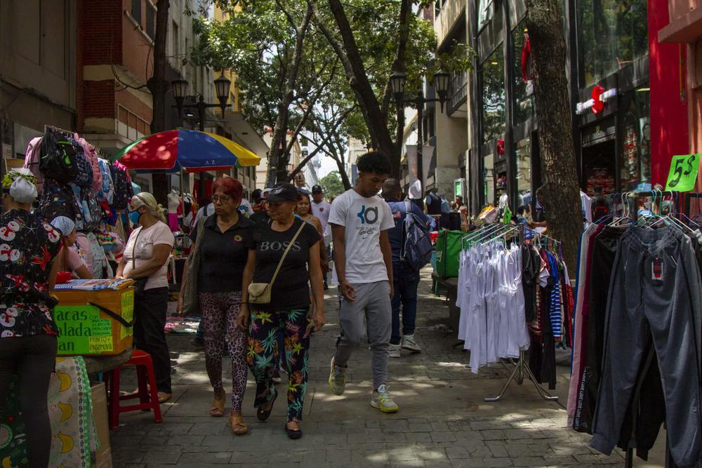 Comerciantes de la Economía Popular. Foto: Cronica Uno.