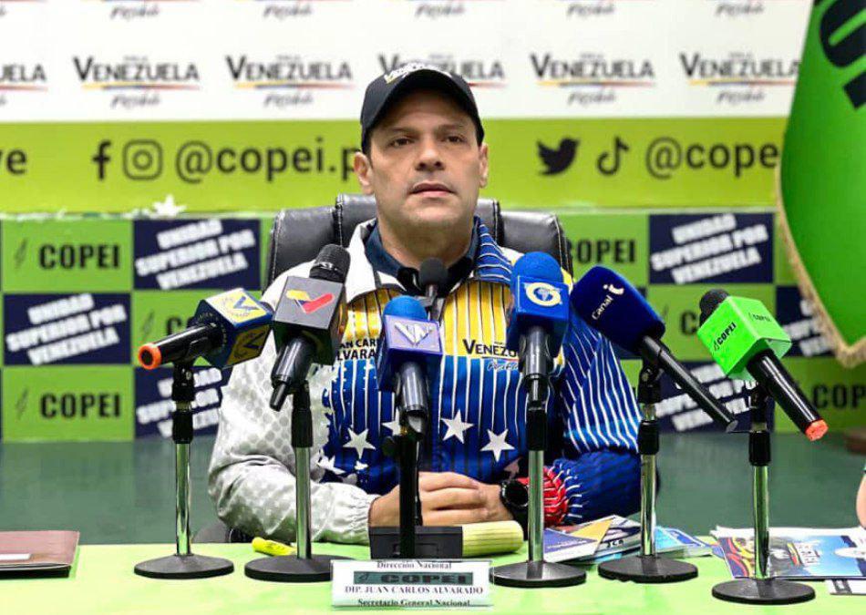 Juan Carlos Alvarado, candidato presidencial del partido Copei.