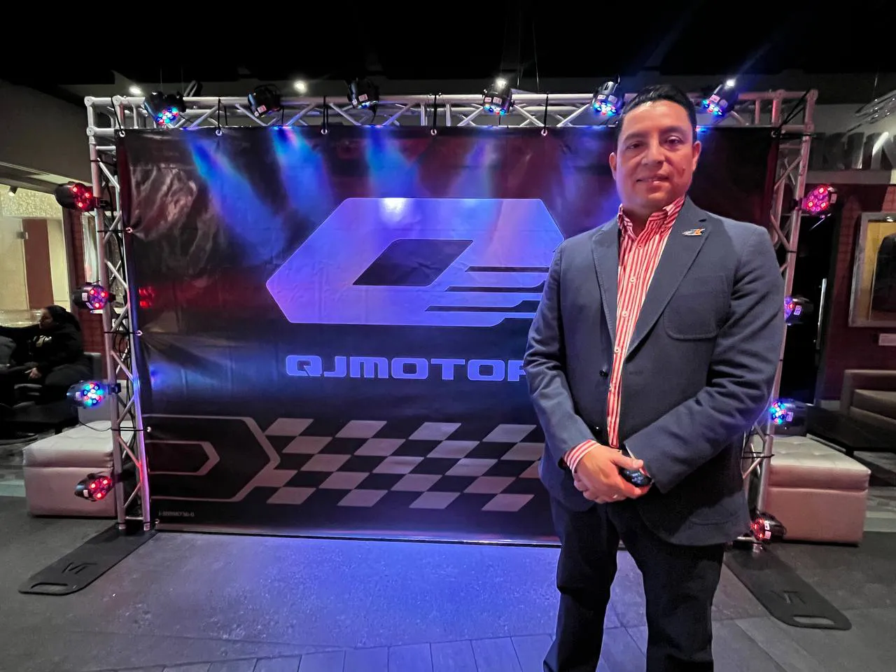 Alirio Plaza, gerente de Comercialización de Empire Keeway. 