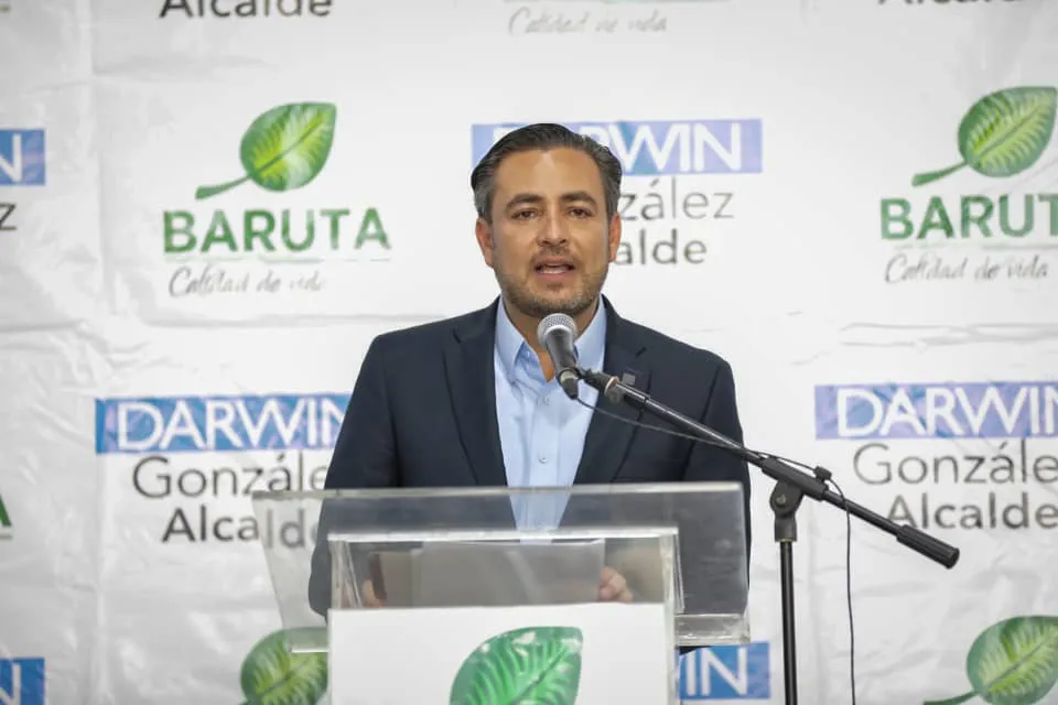 Darwin González, alcalde del municipio Baruta. 
