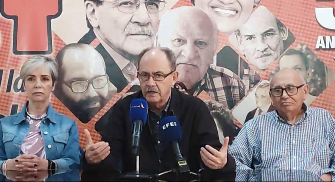 Felipe Mujica, secretario general del MAS.