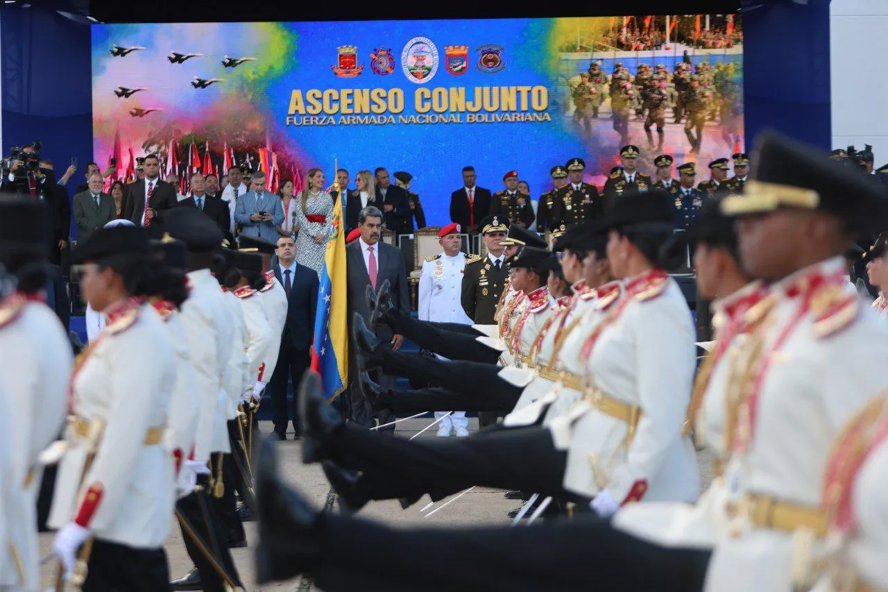 Nicolás Maduro, presidente de la República asiste a la graduación de oficiales de la FANB.