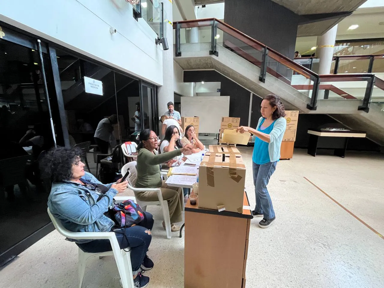 José Gregorio Alfonso fue reelecto presidente de la APUCV