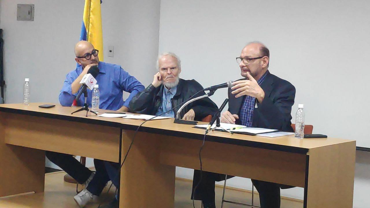 Ucevistas debatieron sobre las Elecciones presidenciales 2024