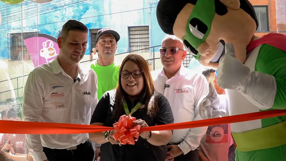 Crema Helados inauguró una nueva tienda en el sector Agua Salud de Catia