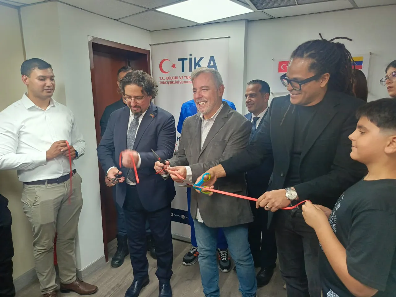 Realizan renovación de la Unidad de Salud para las Artes del Teatro Teresa Carreño