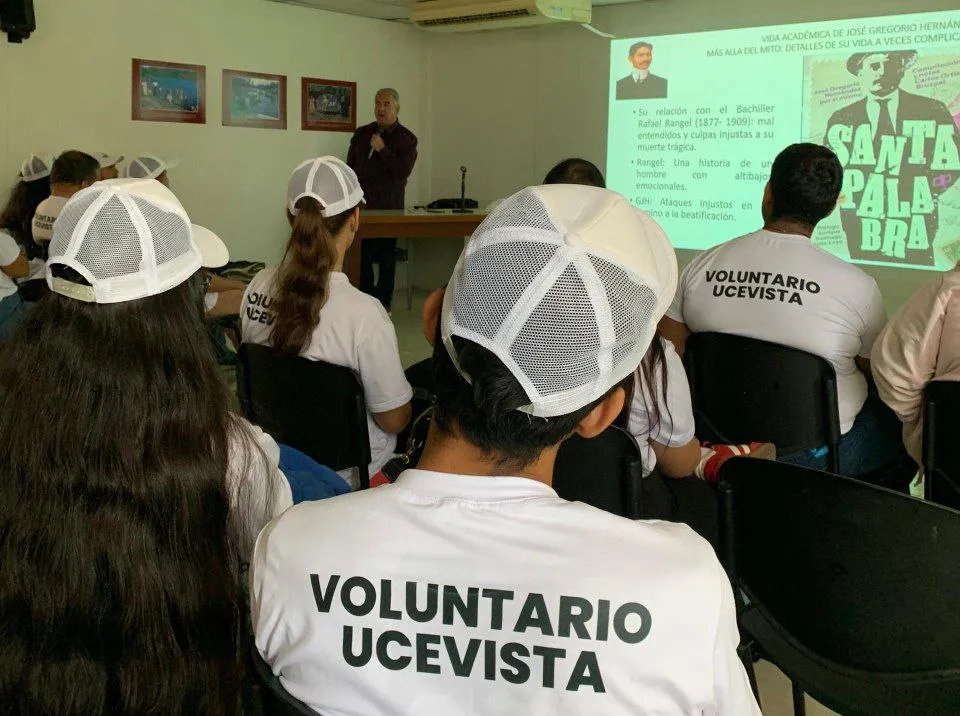 Voluntariado Ucevista se prepara con jornada formativa para la Fiesta de la Santidad