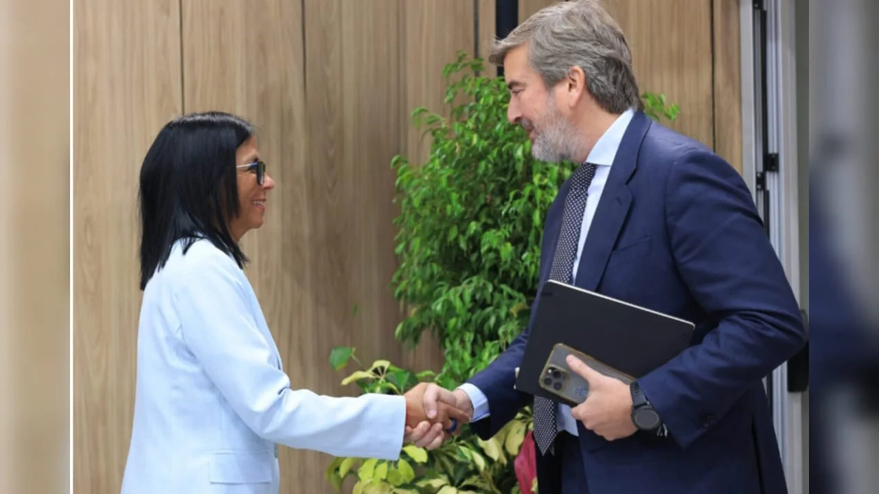 venezuela-y-repsol-suscriben-nuevos-convenios-de-cooperacion-para-potenciar-la-industria-energetica-57579