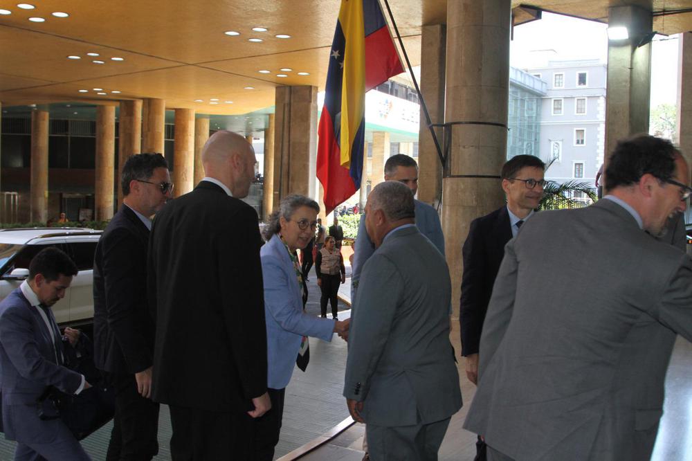 Misión de observadores electorales de la Unión Europea llega al CNE.
