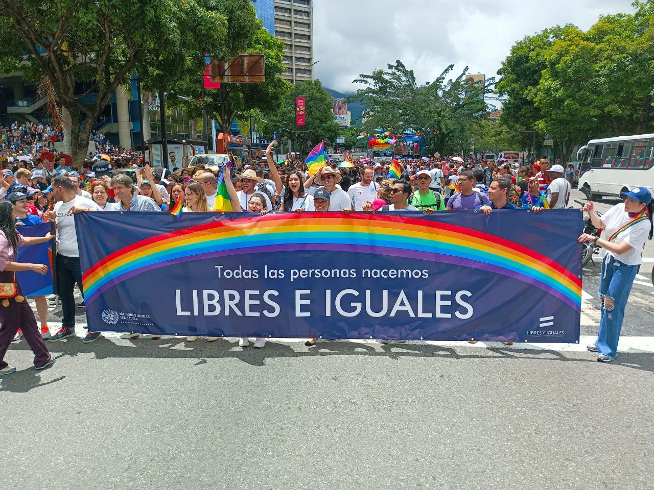 ONU Venezuela participa en la Marcha del Orgullo LGBTIQ+, realizada en la ciudad de Caracas / Foto: José Mireles Alcalá - ElMartilloVen
